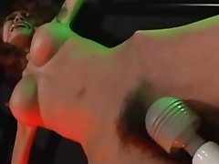 Petite Azijos susieta ir toyed